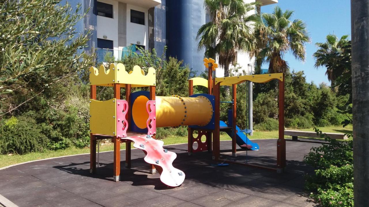 Апартаменты Punta Prima Torrevieja Fantazy01 Экстерьер фото