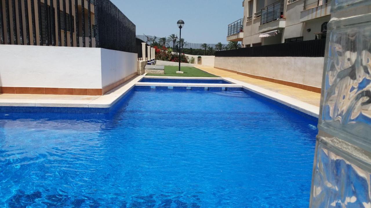 Апартаменты Punta Prima Torrevieja Fantazy01 Экстерьер фото