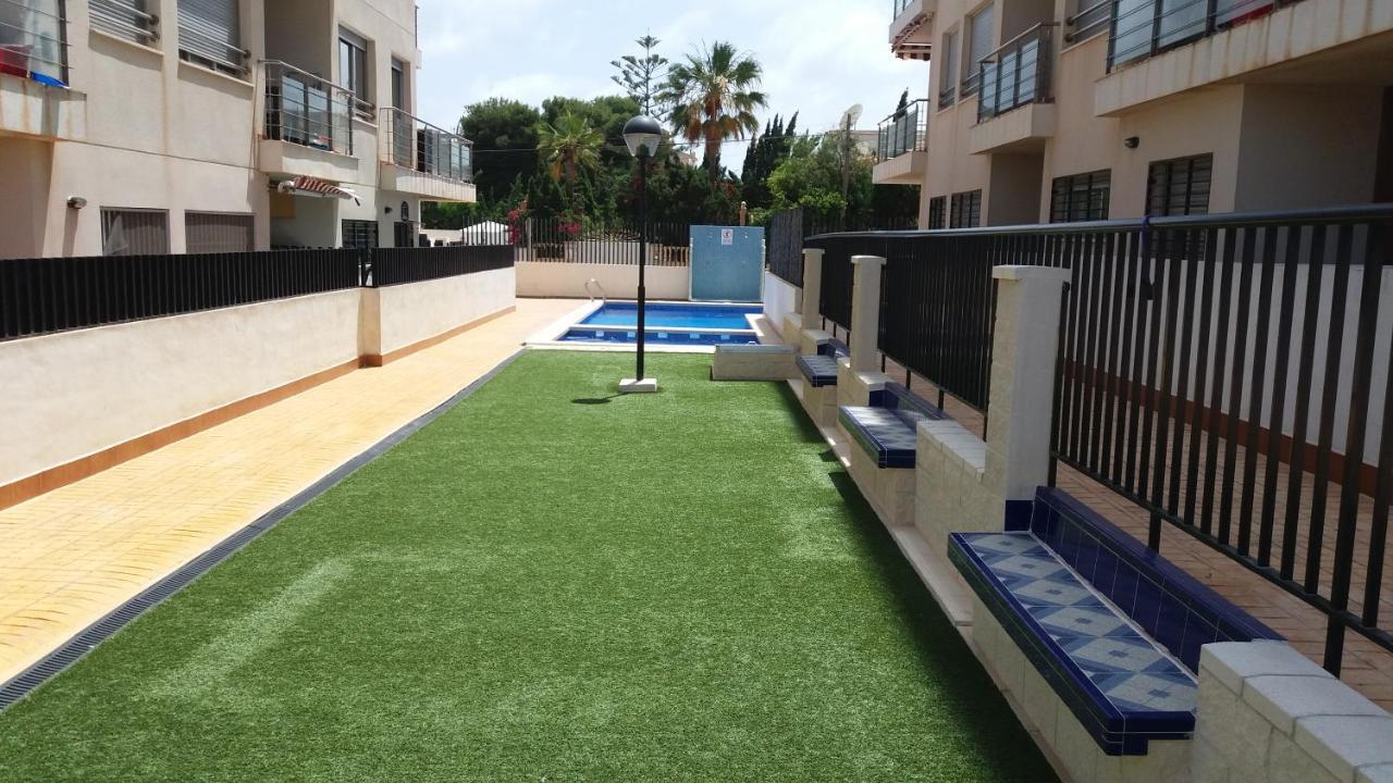 Апартаменты Punta Prima Torrevieja Fantazy01 Экстерьер фото